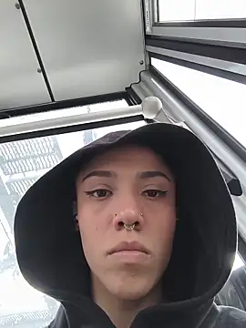 CharlotteKravizz online show from 02-24-26, 08:51