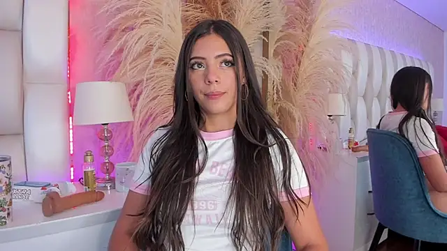 Sophi rae online show from 04-21-26, 01:42