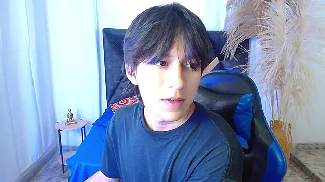 nikoo 18 online show from 03-17-26, 01:47