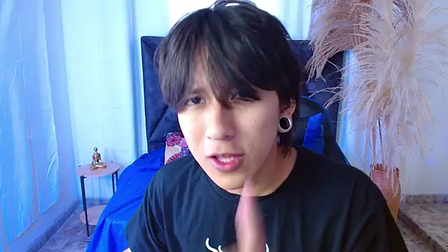 nikoo 18 online show from 03-28-26, 02:05