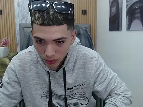 Asher costa online show from 02-12-26, 06:14