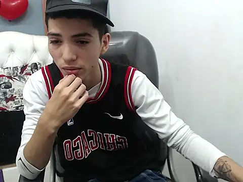 Asher costa online show from 03-04-26, 10:38