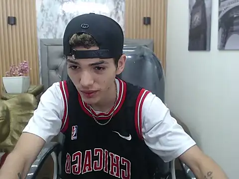 Asher costa online show from 04-24-26, 09:28