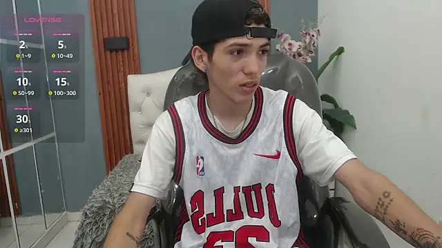 Asher costa online show from 04-26-26, 09:56