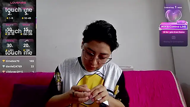 Juliexxxxtasy online show from 02-13-26, 12:01