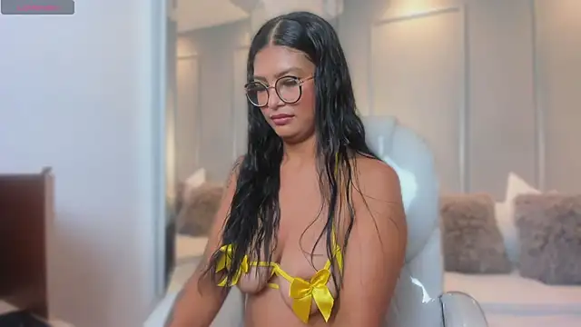 MiaSmit  online show from 02-14-26, 03:25