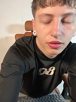 ARON LUXX online show from 03-17-26, 07:17