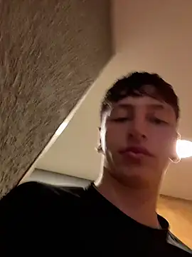 ARON LUXX online show from 04-27-26, 02:59