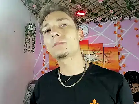 Snapshot of Dapnhe_hot2006 chatting on 03-15-26, 10:16 Dapnhe hot2006 online show from 03-15-26, 10:16