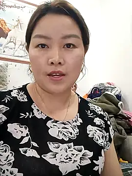 Jennie dogy online show from 03-28-26, 01:33