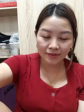 Jennie dogy online show from 04-26-26, 02:48