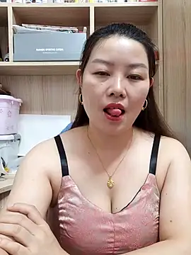 Jennie dogy online show from 06-22-26, 01:51