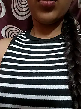 komalsharma99 online show from 04-28-26, 06:46