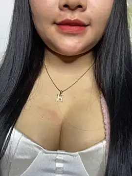 Snapshot of Violet_pusy chatting on 03-09-26, 08:02 Violet pusy online show from 03-09-26, 08:02