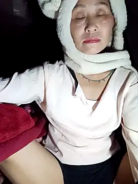 witch-xx online show from 03-23-26, 08:02