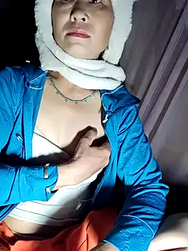 witch-xx online show from 03-25-26, 08:26