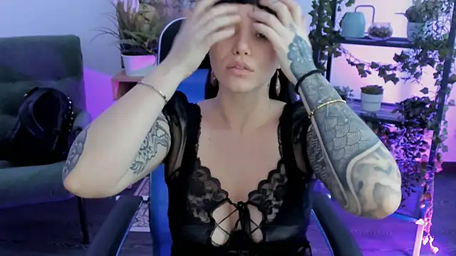 NeoGeisha online show from 03-10-26, 10:09