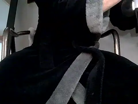 Snapshot of Dernachbar89 chatting on 04-23-26, 03:36 Dernachbar89 online show from 04-23-26, 03:36