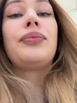 blonde exe online show from 02-17-26, 03:29