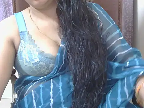 Snapshot of Cute_Sheetal chatting on 06-09-26, 01:34 Cute Sheetal online show from 06-09-26, 01:34