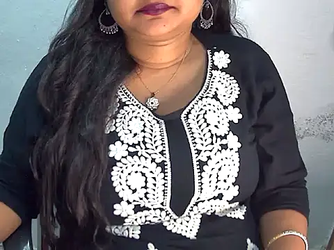 Saniya K2 online show from 04-30-26, 04:24