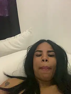 Snapshot of brytaniweed chatting on 02-21-26, 05:14 brytaniweed online show from 02-21-26, 05:14