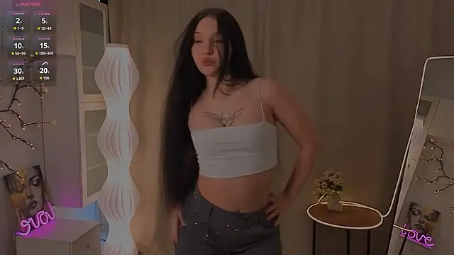 RoxannRunk online show from 03-10-26, 06:40