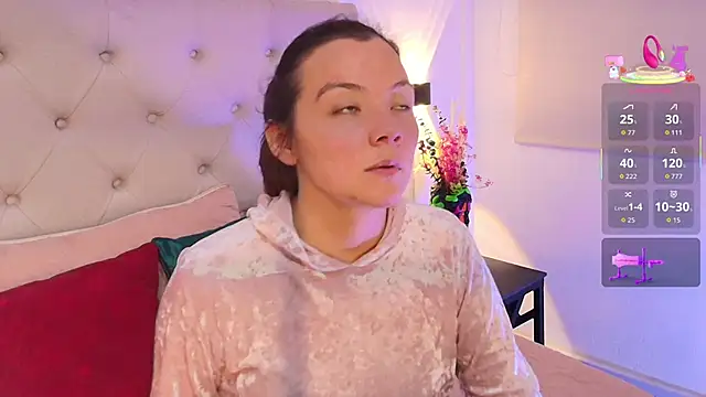 MiccaMadison online show from 04-08-26, 02:50