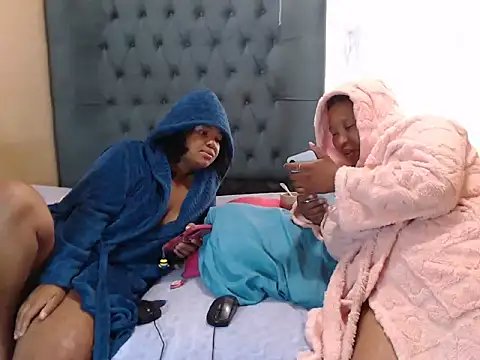 ChubbyBustyX online show from 04-25-26, 11:24