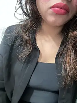 riya sharma11 online show from 04-07-26, 10:31