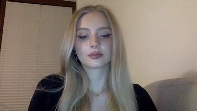 MayaWetDream online show from 03-10-26, 07:19