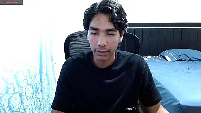 Pedestal diamant online show from 04-17-26, 08:23