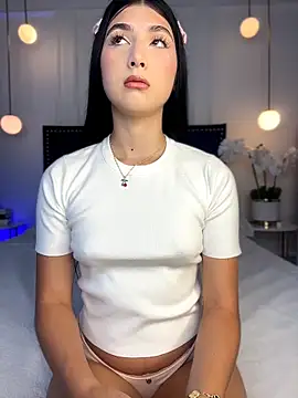 BadLilAngelXXX online show from 03-25-26, 01:17