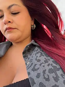 Snapshot of Lia-Moon77 chatting on 07-17-26, 07:19 Lia-Moon77 online show from 07-17-26, 07:19