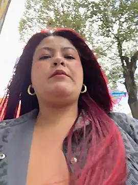 Snapshot of Lia-Moon77 chatting on 07-24-26, 05:11 Lia-Moon77 online show from 07-24-26, 05:11