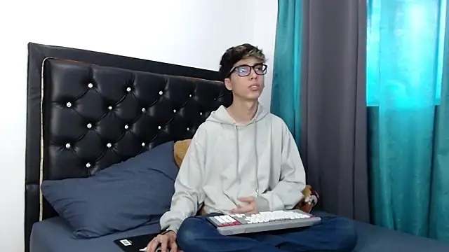 gabriel x18 online show from 03-19-26, 09:30