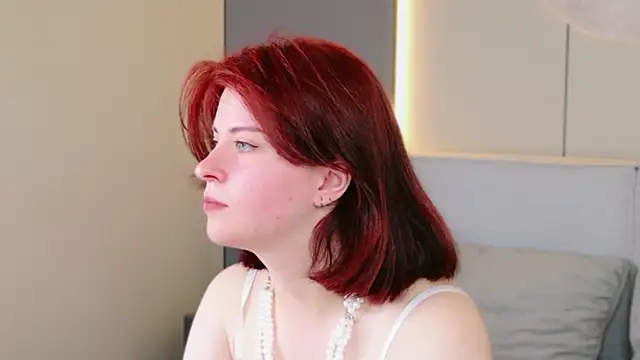 Snapshot of Milana_Bold chatting on 06-08-26, 08:53 Milana Bold online show from 06-08-26, 08:53