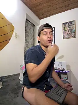 MaxParker21 online show from 03-05-26, 12:34