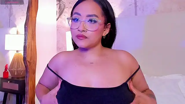 IvyStonne online show from 04-25-26, 07:22