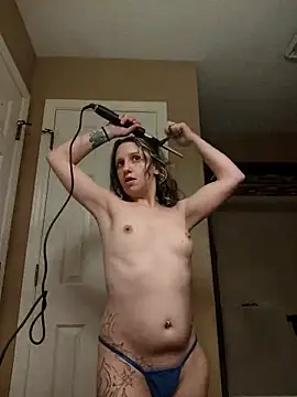 Snapshot of sexyymeli chatting on 04-11-26, 11:53 sexyymeli online show from 04-11-26, 11:53