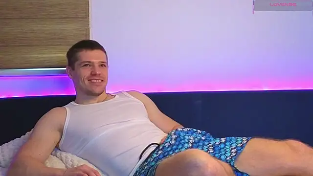 JulianTurner online show from 04-02-26, 12:03