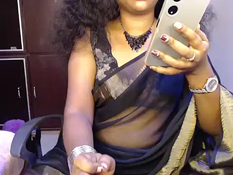 Snapshot of VixenNandhu chatting on 07-08-26, 06:01 VixenNandhu online show from 07-08-26, 06:01