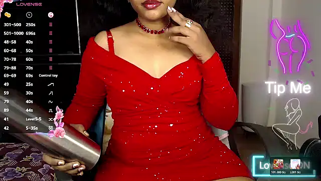 Snapshot of VixenNandhu chatting on 08-05-26, 04:37 VixenNandhu online show from 08-05-26, 04:37