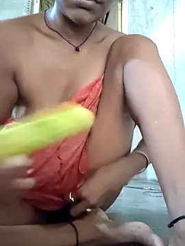 Sweet-runi online show from 06-18-26, 06:02
