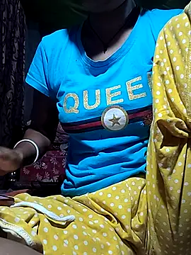 Sweet-runi online show from 06-26-26, 02:38