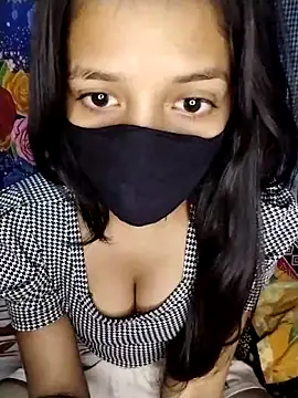 Snapshot of Naina-hott chatting on 02-16-26, 07:32 Naina-hott online show from 02-16-26, 07:32