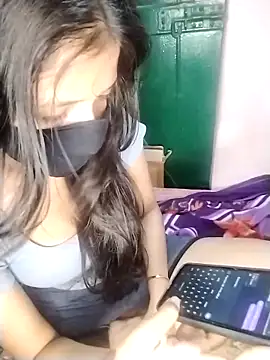 Snapshot of Naina-hott chatting on 03-23-26, 06:12 Naina-hott online show from 03-23-26, 06:12