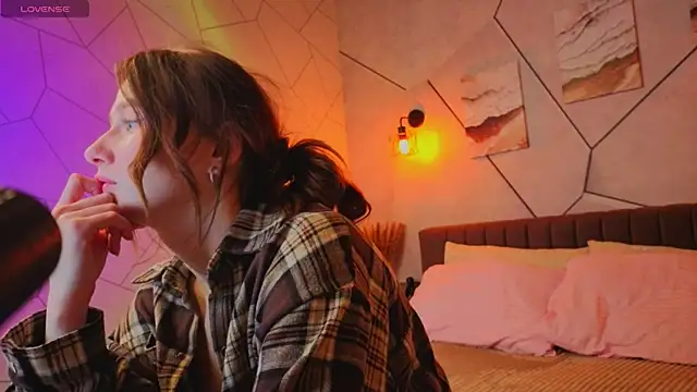  Kiki angel  online show from 03-27-26, 01:33