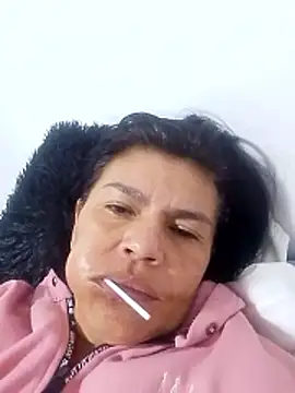 Snapshot of jennifer_0717 chatting on 06-11-26, 03:48 jennifer 0717 online show from 06-11-26, 03:48