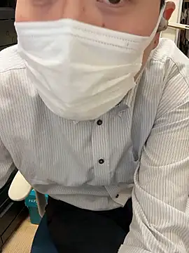 shizuku-kun211 online show from 04-24-26, 07:16